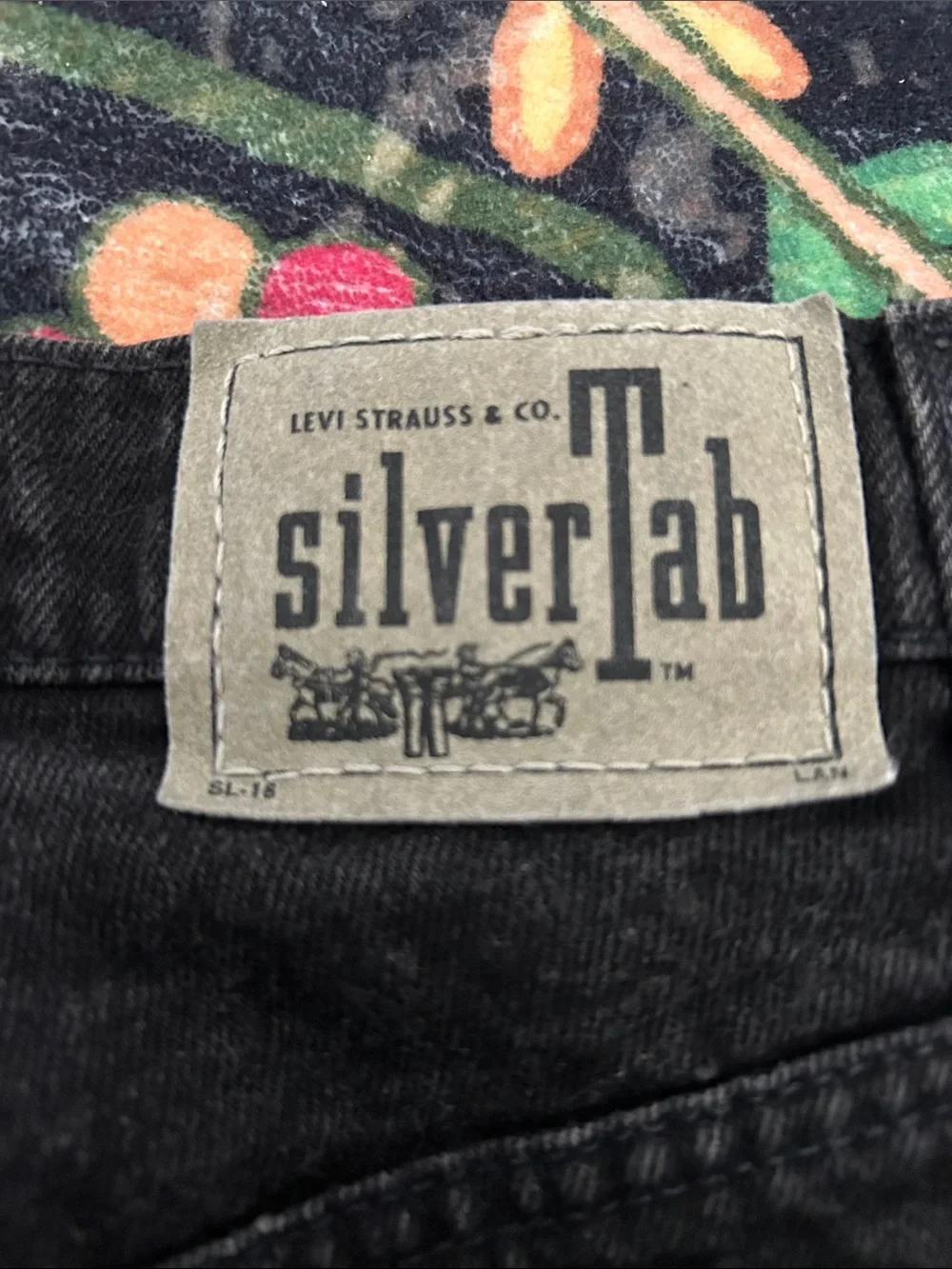 Levi's Vintage Black Loose-Fit Men's Denim Shorts
